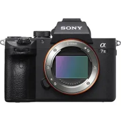 SONY ALPHA 7 III + OBJECTIF ZOOM 28-70 MM (ILCE-7M3K)