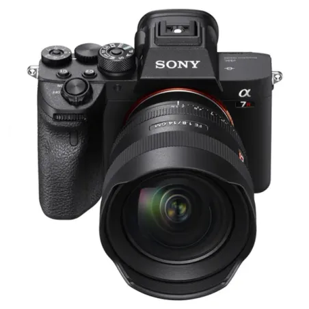 SONY FE 14mm f/1.8 GM (SEL14F18GM)