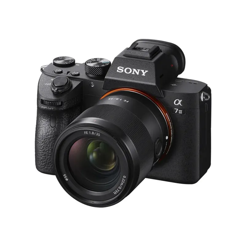 SONY FE 35mm f/1.8 (SEL35F18F)