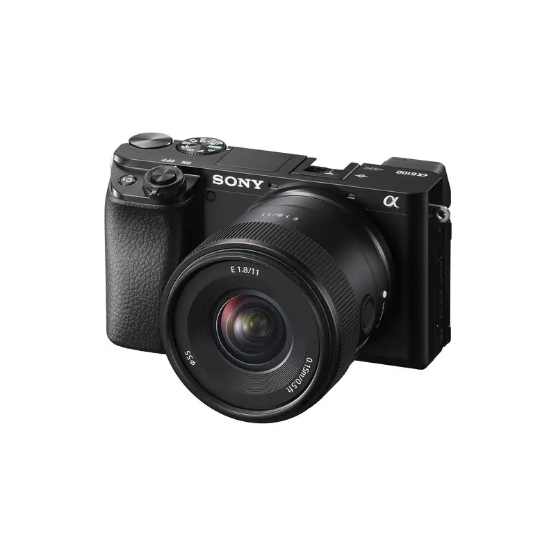 SONY E 11mm f/1.8 (SEL11F18)